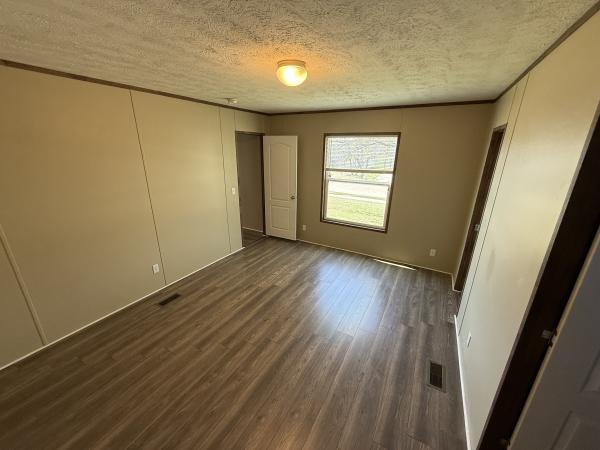 2019 35REV16763AH19  Home