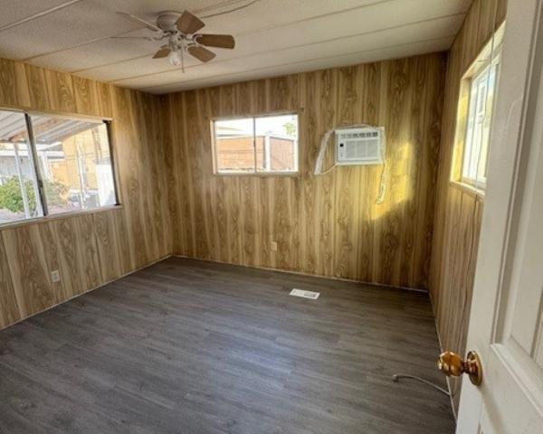 1975 CAMERON  Home
