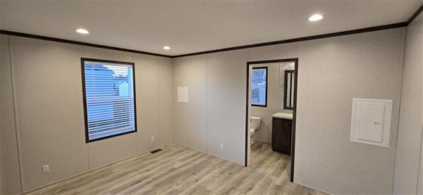 2024 96PLH16663PH23A  Home