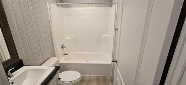 2024 96PLH16663PH23A  Home