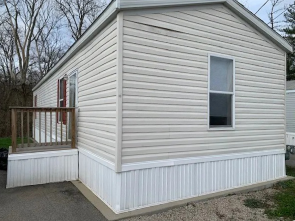 Photo 1 of 2 of home located at 10 Kris Dr Bloomington, IL 61704