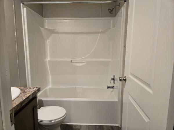 2021 RFN16649BFC1  Home