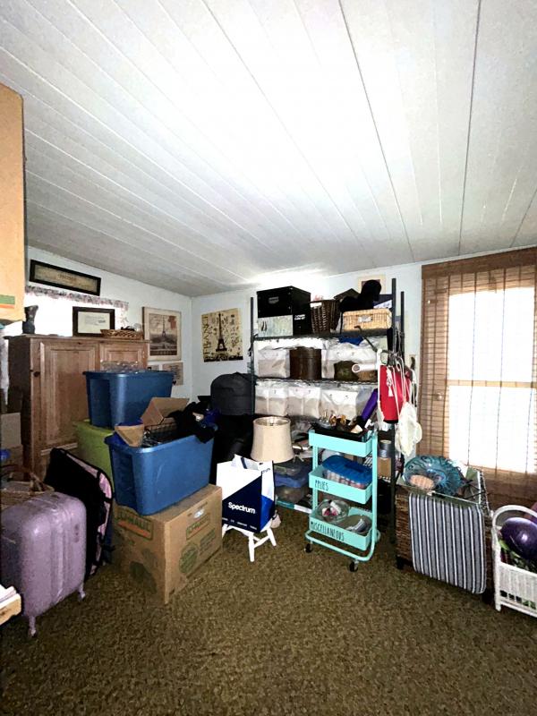 1975 WEST  Home
