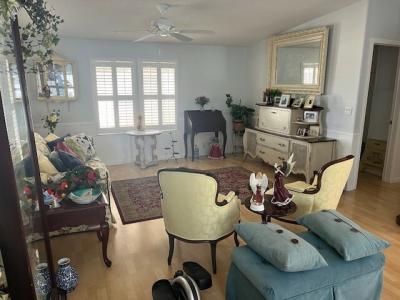 Photo 2 of 20 of home located at 8708 26th Drive E Palmetto, FL 34221