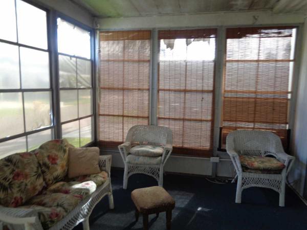 1985 TWIN Manufactured Home