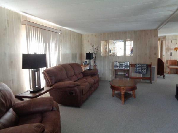 1985 TWIN Manufactured Home