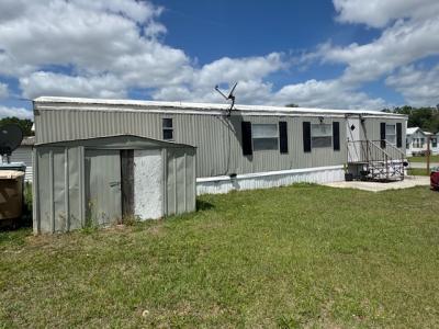 Photo 5 of 33 of home located at 3920 SW 30th Street Lot C39 Ocala, FL 34474
