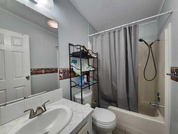 2001 CHNC Manufactured Home