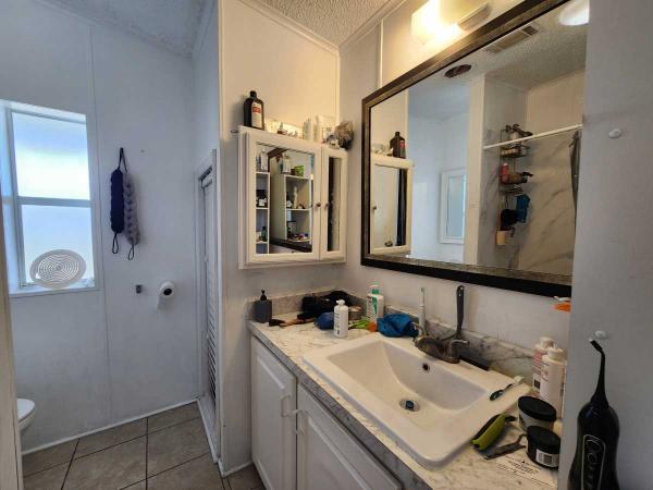 2001 CHNC Manufactured Home