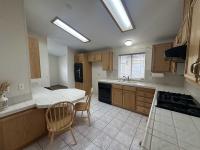 1990 Golden West  Manufactured Home