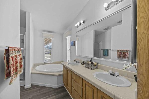 2001 Andrew Karsten Karsten Villa Mobile Home