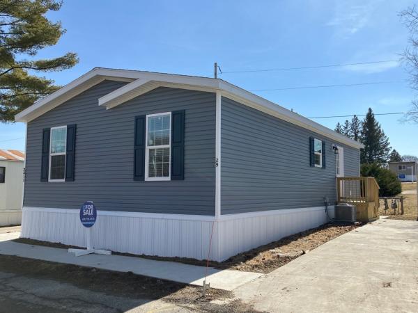 2025 Champion Home Builders, Inc. mobile Home