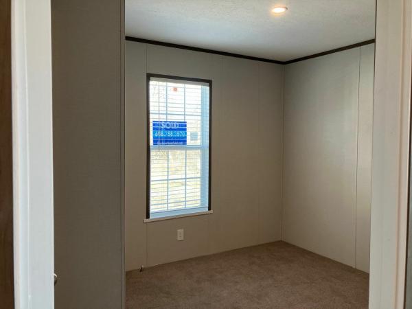 2025 Champion Home Builders, Inc. mobile Home