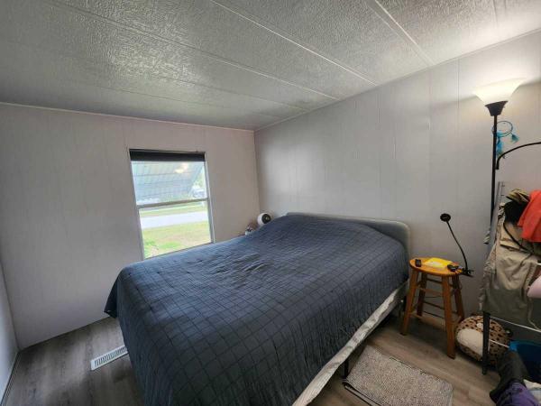 1982 Manufactured Home