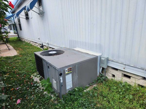 1982 Manufactured Home
