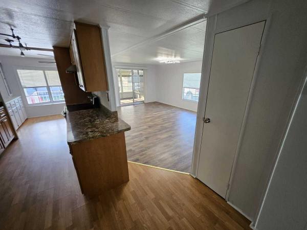 1992 Mobile Home