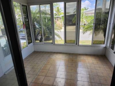 Photo 3 of 15 of home located at 998 Plymouth Rock Drive Naples, FL 34110
