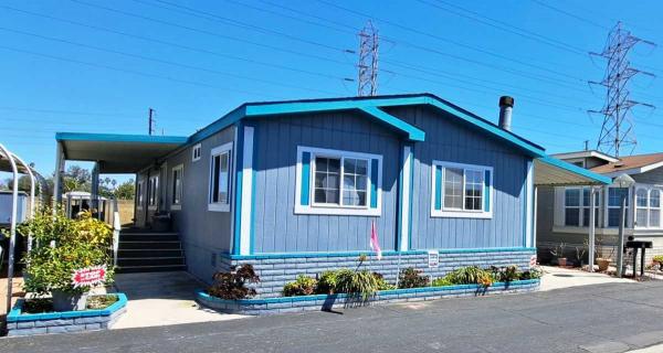 1998 CHAMPION IL8092 Manufactured Home