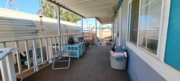 1998 CHAMPION IL8092 Manufactured Home