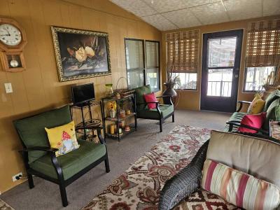 Photo 2 of 8 of home located at 2425 Harden Blvd, Lot 187 Lakeland, FL 33803