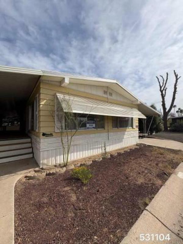 Photo 1 of 2 of home located at Contempo Tempe Mh Park 2609 W Southern Ave Lot 450 Tempe, AZ 85282