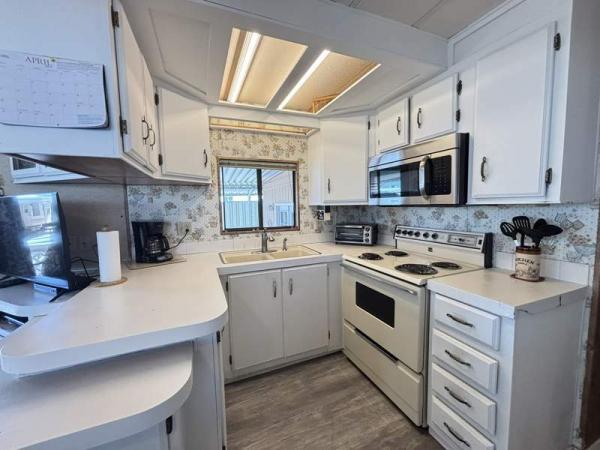1986 Moduline Manufactured Home