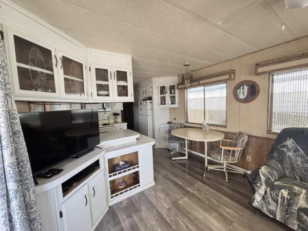 1986 Moduline Manufactured Home