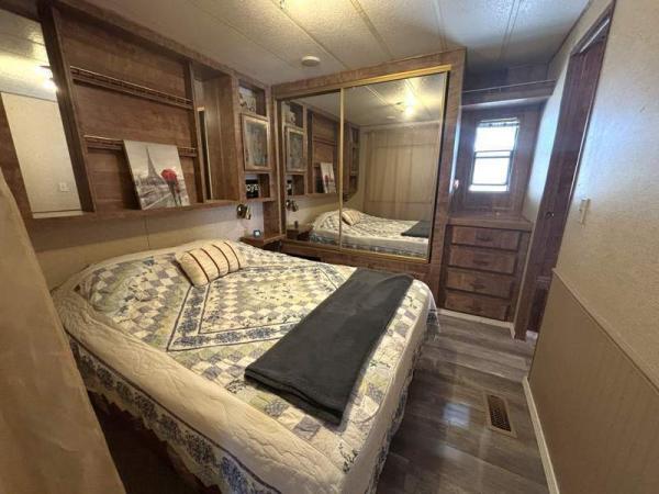 1986 Moduline Manufactured Home