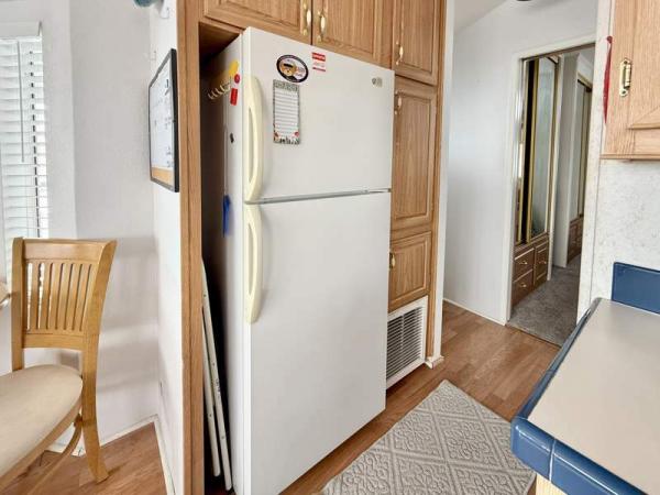 2000 Fleetwood Manufactured Home