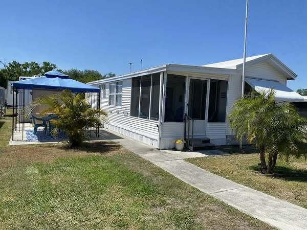 1996 Mobile Home