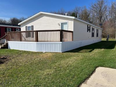 Photo 4 of 11 of home located at 7561 Grant Drive Newport, MI 48166