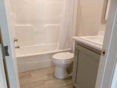 Photo 5 of 12 of home located at 7100 Ulmerton Rd Lot 200 Largo, FL 33771
