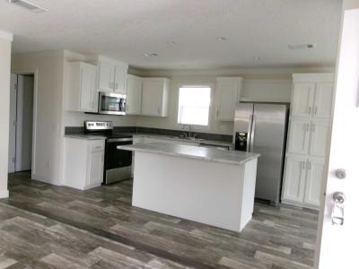 Photo 4 of 15 of home located at 7100 Ulmerton Rd Lot 118 Largo, FL 33771