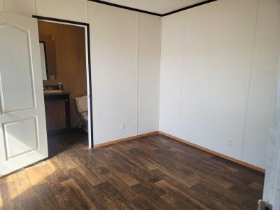 Photo 3 of 8 of home located at 2409 Clayton Ave Albert Lea, MN 56007