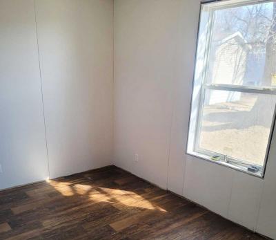 Photo 5 of 8 of home located at 2409 Clayton Ave Albert Lea, MN 56007