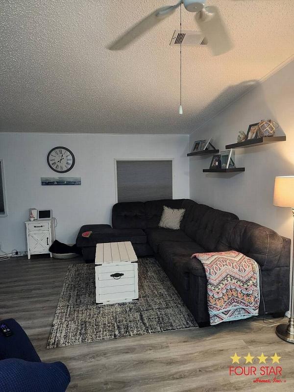 1990 PALM   Home