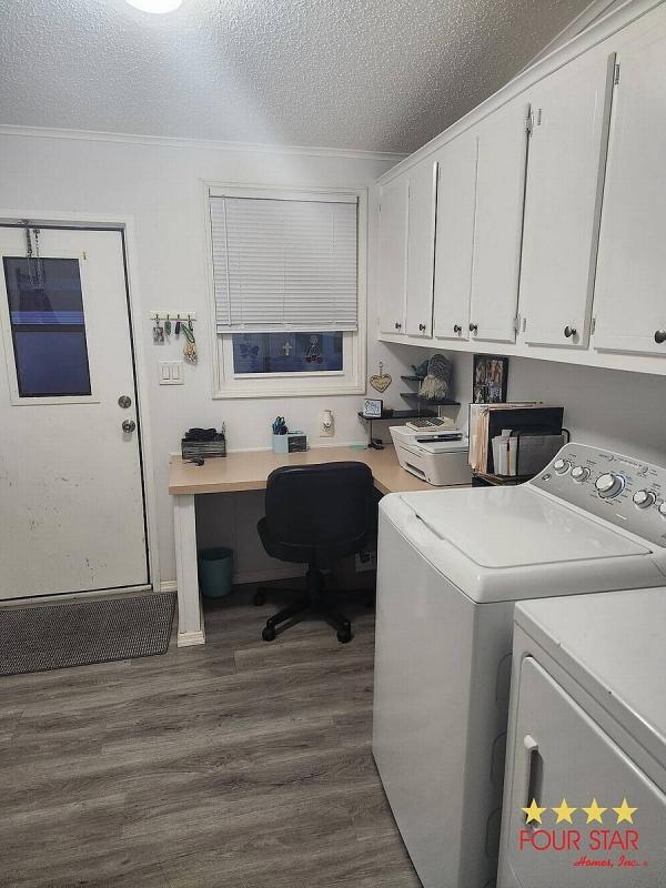 1990 PALM   Home
