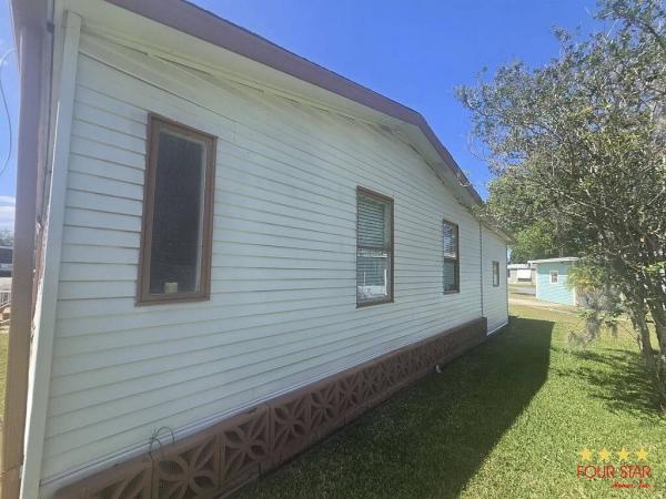 1990 FLEE  Home
