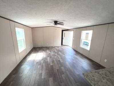 Photo 3 of 12 of home located at 1992 County Road 3949 Arley, AL 35541