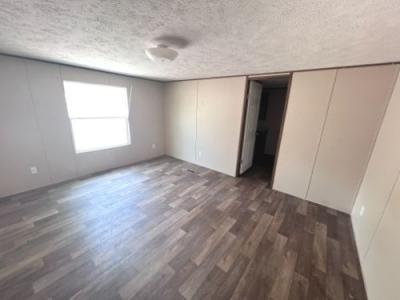 Photo 5 of 12 of home located at 1992 County Road 3949 Arley, AL 35541