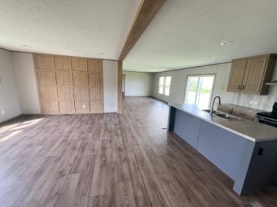 Photo 3 of 17 of home located at 19 County Road 3906 Arley, AL 35541