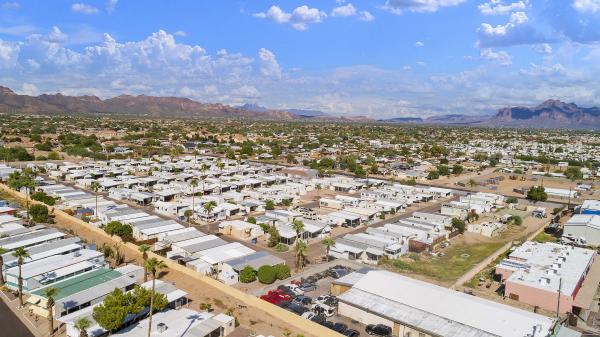Photo 1 of 2 of home located at 146 N. Merrill Rd. #062 Apache Junction, AZ 85120