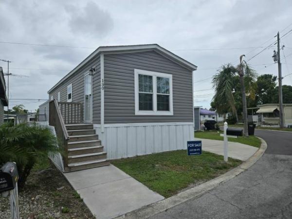 2023 Live Oak Homes X-5401A The Acorn Manufactured Home