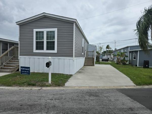 2023 Live Oak Homes X-5401A The Acorn Manufactured Home