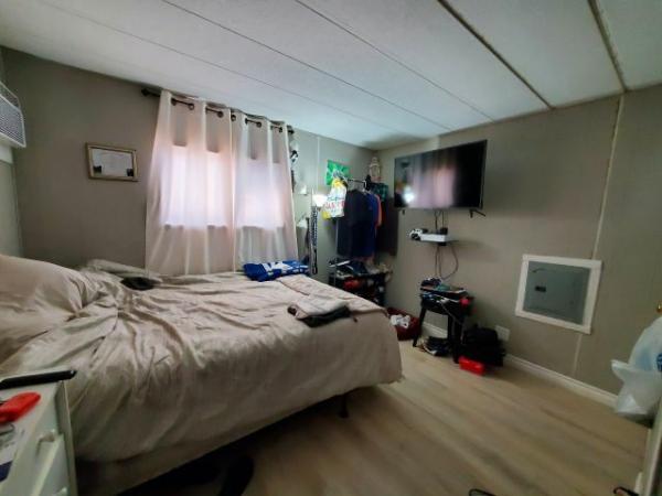 1978 Skyline Manufactured Home