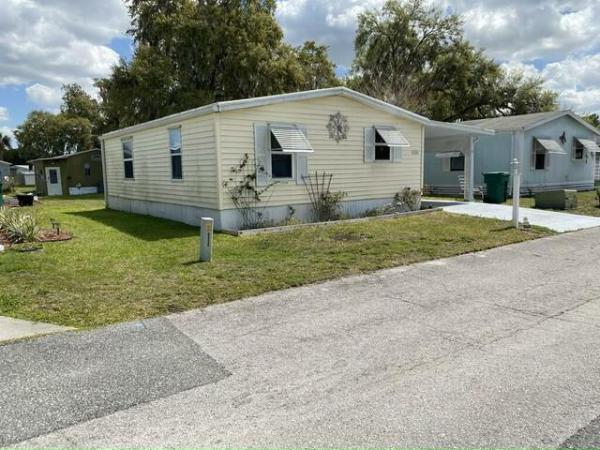 Photo 1 of 2 of home located at 1016 Acorn Tr. Wildwood, FL 34785