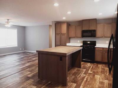 Photo 4 of 21 of home located at 403 23rd Street NW #155 Stewartville, MN 55976