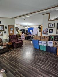 2005 Schult Manufactured Home