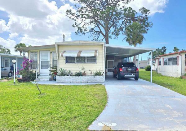 Photo 1 of 2 of home located at 249 2nd St W Nokomis, FL 34275