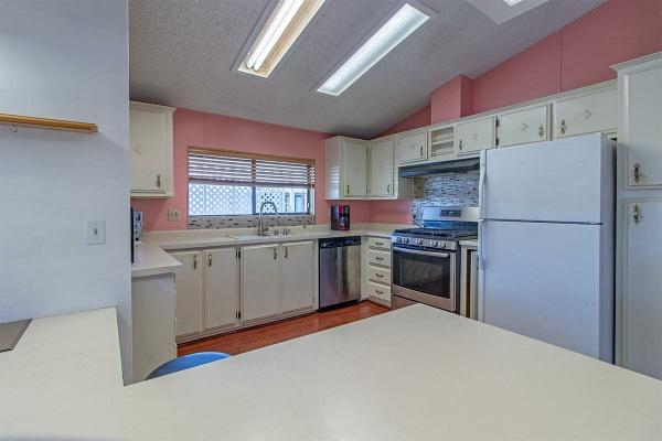 1988 Golden West Manufactured Home